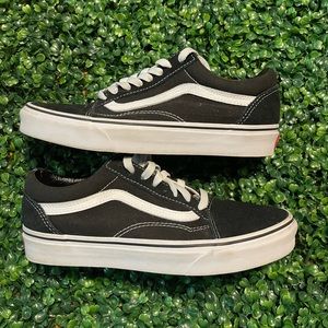 Women’s Van Shoes Size 8